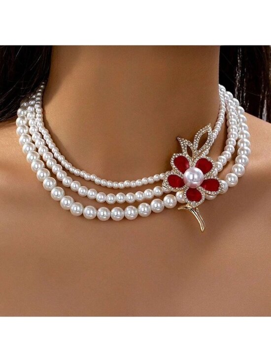 REVOLVE Jewelry - Flower statement necklace Q282